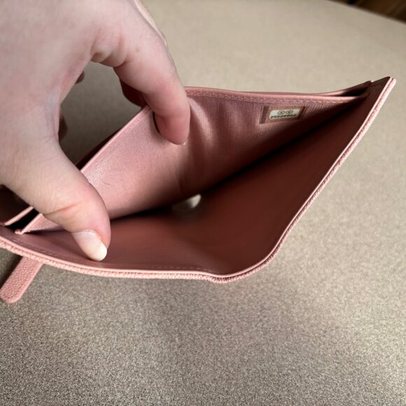 LAST CHANCE ‼️Chanel Caviar Quilted Boy Compact Wallet Pink - Picture 11 of 16